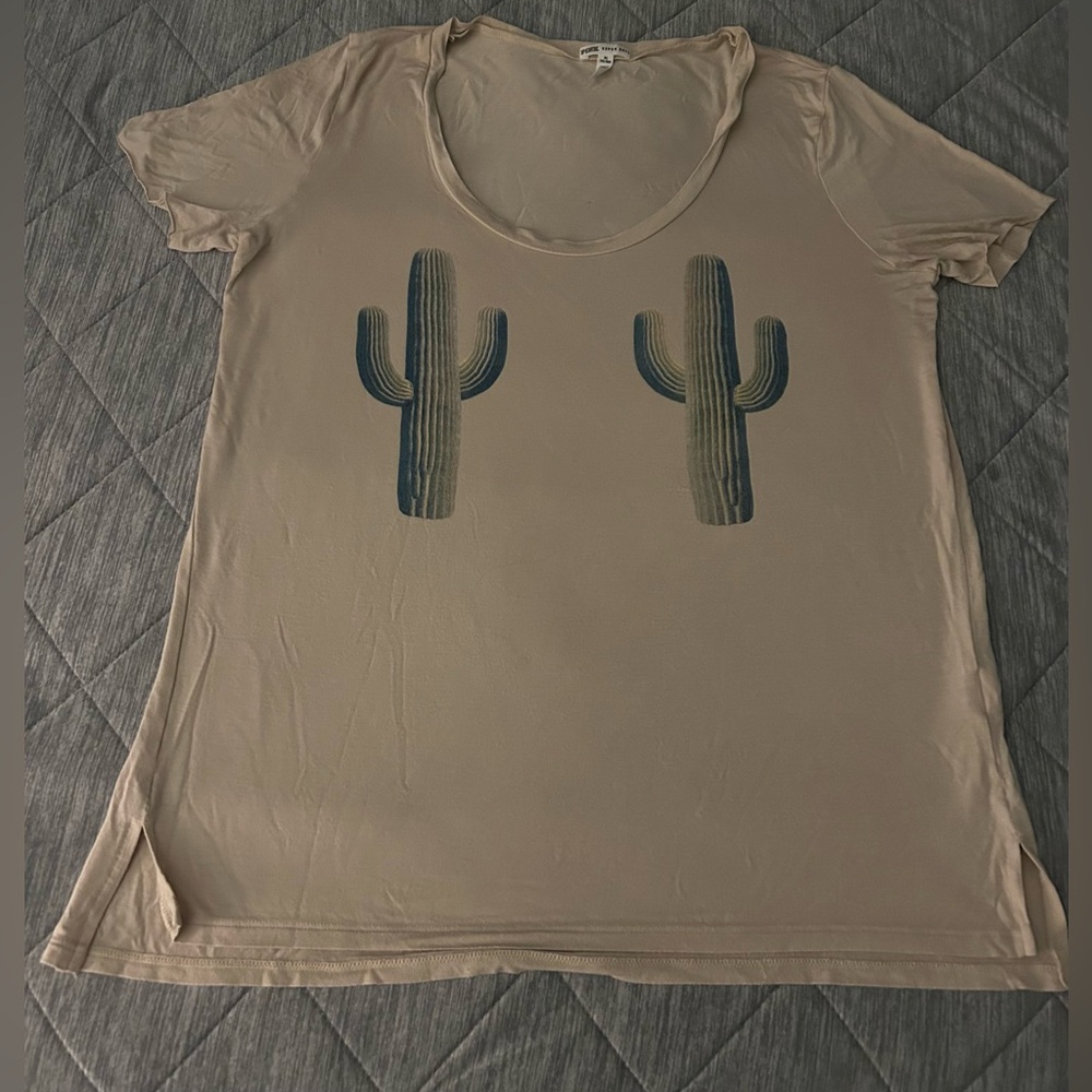Victorias Secret PINK Ladies Super Soft Cactus T-Shirt